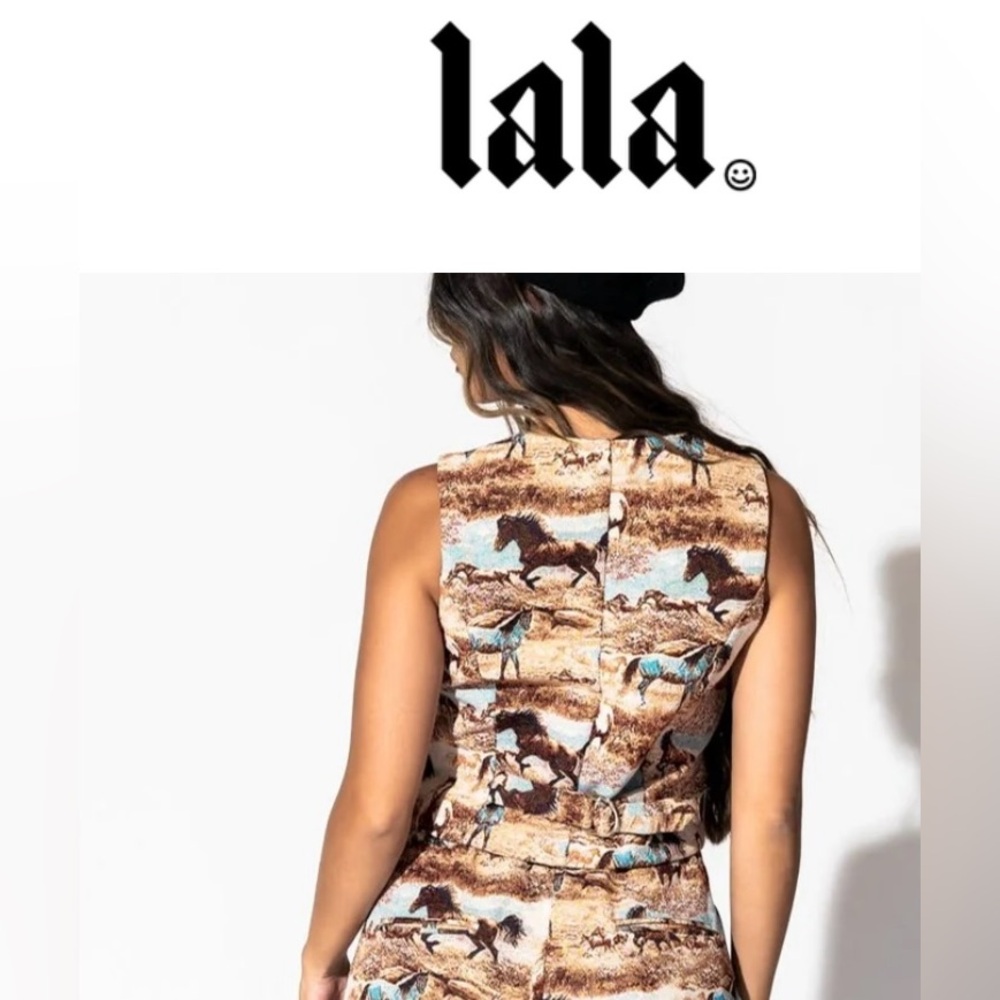 Dressed in LALA Tapestry Horse Print Button-Up Vest Sz Large - Picture 6 of 7
